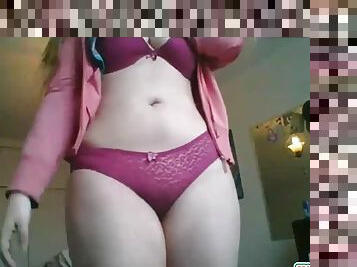 Chubby camgirl slut masturbating on webcam