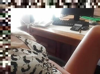 tetas-grandes, clítoris, masturbación, oficina, coño-pussy, secretaria, delgada, amateur, con-los-dedos, rubia