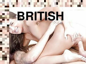 levrette, anal, babes, fellation, ejaculation-sur-le-corps, hardcore, fellation-profonde, britannique, lingerie, piscine