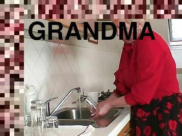 tetas-grandes, abuela, mayor, coño-pussy, maduro, mamada, abuelita, hardcore, trío, doble