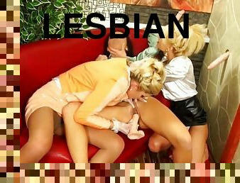 לסבית-lesbian, שלישיה, אירופי, יורו, דילדו, פטיש, מציצה-sucking