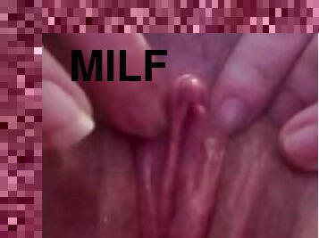 clitoris-bagian-atas-vagina-paling-sensitif, mastubasi, vagina-pussy, muncrat, amatir, jenis-pornografi-milf, sudut-pandang, teransang, ketat, seorang-diri