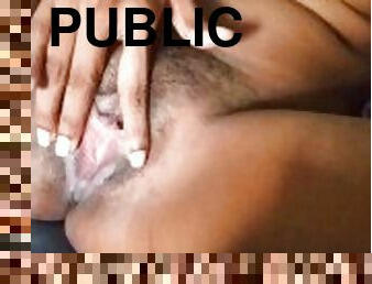 masturbación, orgasmo, público, coño-pussy, squirting, chorro-de-corrida, indio, negra, con-los-dedos, primera-vez