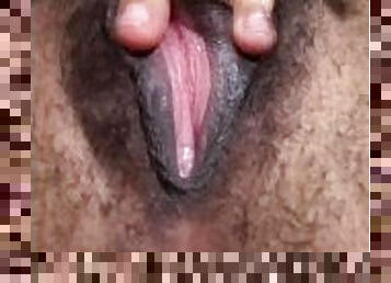 poilue, masturbation, chatte-pussy, amateur, ébène, black, doigtage, serrée, petite, gros-plan