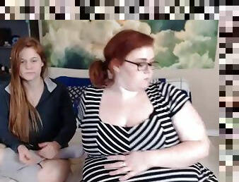 Cute fat babe web cam