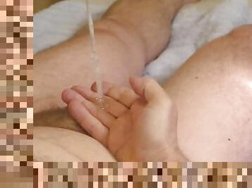 Precum playing