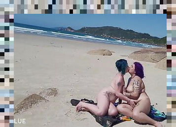 røv, udendørs, lesbisk, strand, brasilien, kyssende, undertøj, tatovering