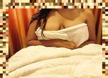 Sri Lankan sexy spa girl giving me a happy ending (voice) ( ?????? ??? spa ????? )