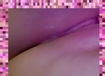 culo, masturbación, orgasmo, coño-pussy, amateur, madurita-caliente, adolescente, con-los-dedos, rubia, guapa