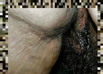 masturbazione-con-mano, masturbarsi, urina, fichette, amatoriali, maturi, mammine-mature, video-casalinghi, mamme, tedesche