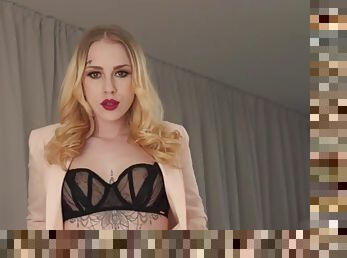 Deviante - Hot blonde Krystal Sinn dances before getting spanked and fucked