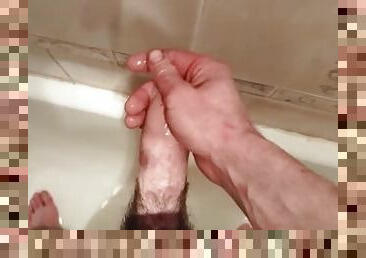 I came tired from work and had to masturbate in the shower