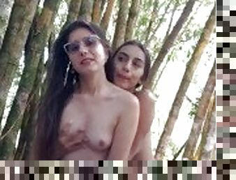 masturbation, orgasme, en-plein-air, public, chatte-pussy, amateur, ébène, lesbienne, compilation, collège