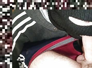 A straight man sucked a big dick to a straight man in Adidas hiding from prying eyes !!!