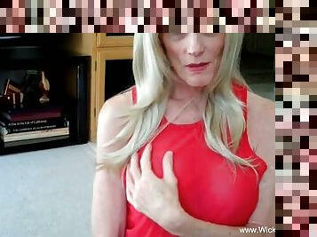 Blonde amateur granny talks about sex and more