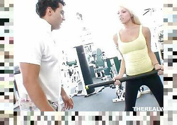 Drilling in the gym for slutty blonde