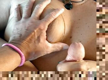 tetas-grandes, masturbación, pezones, esposa, amateur, maduro, paja, masaje, pareja, español