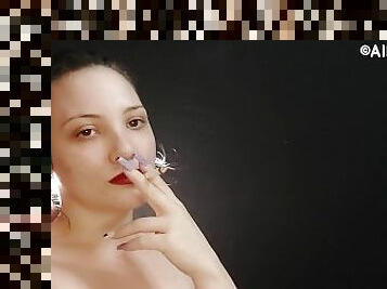 amateur, madurita-caliente, mamá, pelirroja, madre, fetichista, a-solas, fumando, amante, topless