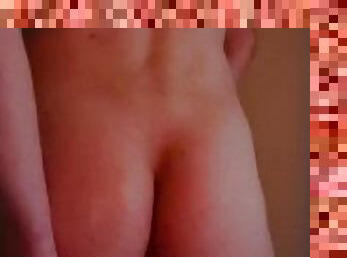 orgasme, ejaculation-sur-le-corps, jouet, gay, solo, minet, crie