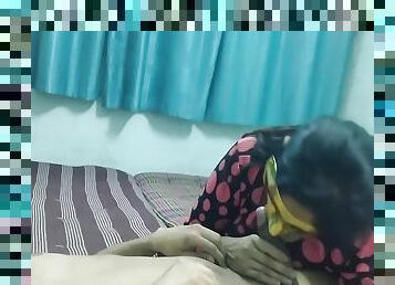 Ammi Jaan Ki Hawas Mitane Ke Liye Beta Khud Ko Bola Ammi Jaan Aap Mere Dost Ke Sath Sex Karlo