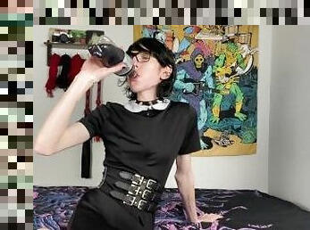 Goth trans girl burping