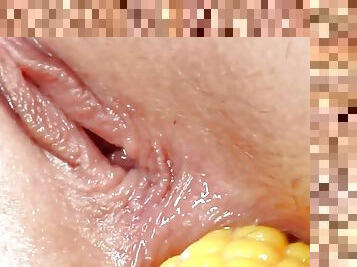 Anal masturbating 19yo uses food toy to fill her asshole