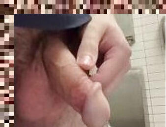 pisser, public, amateur, énorme-bite, ados, jeune-18, fétiche, solo, bite