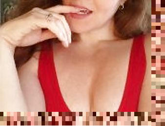 Delilah Dean's Diary of a Horny Housewife: # 2 Join Me In The Bathtub