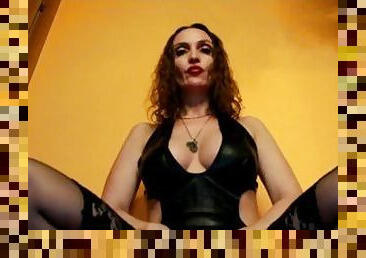 Fetish BDSM Mistress Eva Latex Give Golden Shower Pissing For You Femdom Solo Wet Pussy High Heels