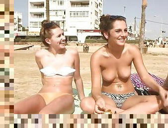 tettone, amatoriali, sesso-di-gruppo, spiaggia, topless