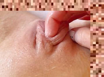 clitoris, masturbare-masturbation, orgasm, pasarica, pov, uda