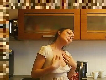 Tease session in the kitchen with a hottie