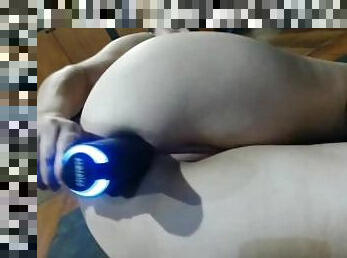 Using massage gun to spread my tight asshole