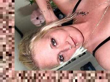 storatuttar, amatör, mogen, avsugning, milf, tonåring, pov, college, blond, fantastisk