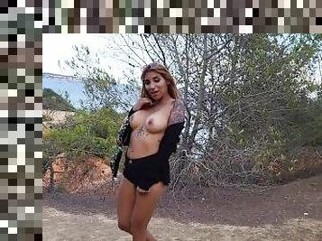 gros-nichons, public, amateur, ados, latina, décapage, blonde, seins, solo, forêt