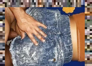 Fudendo garota com jeans apertado,sexo caseiro com latina de 18 anos idade