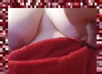 tetas-grandes, pezones, preñada, amateur, madurita-caliente, fetichista, leche, lactando