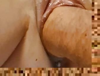 Amateur Fisting and Squirting Close up