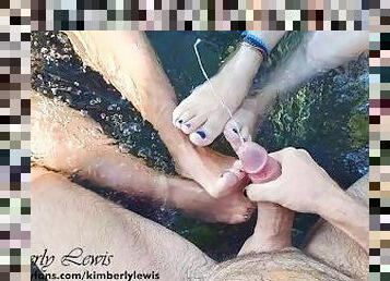 al-aire-libre, amateur, chorro-de-corrida, casero, trío, pies, corrida, hermana, fetichista, jacuzzi