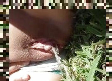 bañando, masturbación, al-aire-libre, meando, público, coño-pussy, squirting, amateur, babes, negra-ebony