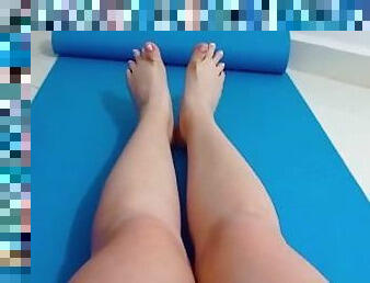 I stretch my feet after exercising