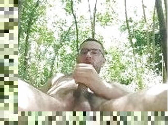 masturbation, en-plein-air, public, amateur, ejaculation-interne, secousses, solo, forêt, exhibitionniste