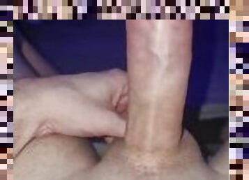 masturbation, amateur, ejaculation-sur-le-corps, énorme-bite, branlette, secousses, point-de-vue, jeune-18, horny, solo