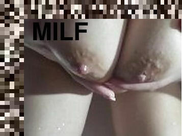 badning, store-patter, amatør, pikslikkeri, udløsning, milf, mor, sperm, blond, oral