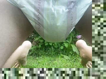 Outdoor public diaper wetting