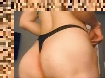 Wondering how many younger men would fuck a jiggly ass pawg cougar