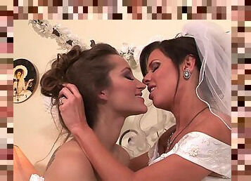 Prometida, Sirvienta, Lesbiana, Boda